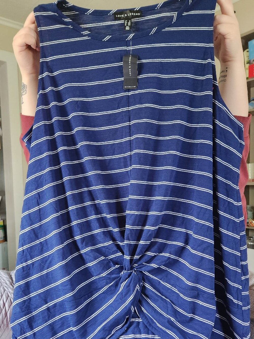 Knot detail tank